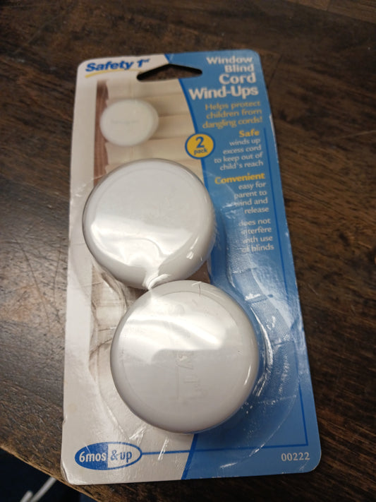 white Safety 1st Window Blind Cord Wind-up