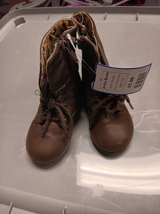 Brown Childrens Place Ankle Boots, 5 G