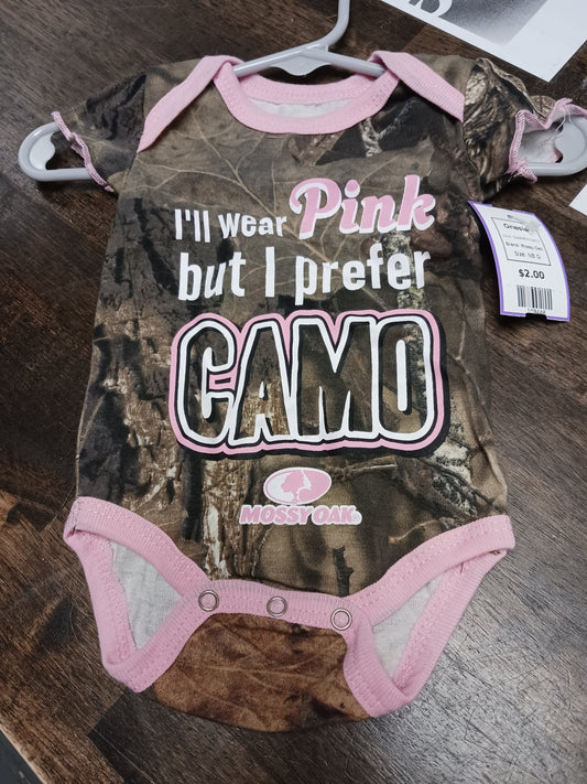 Green/Pink Camo Mossy Oak Onesie, NB G