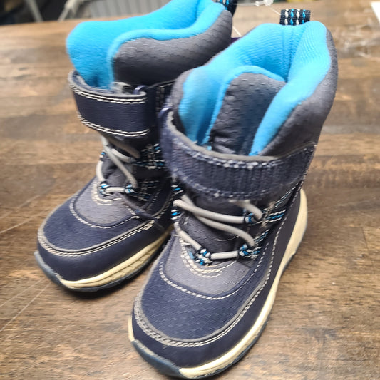 Navy Carters Snow Boots, 6 B