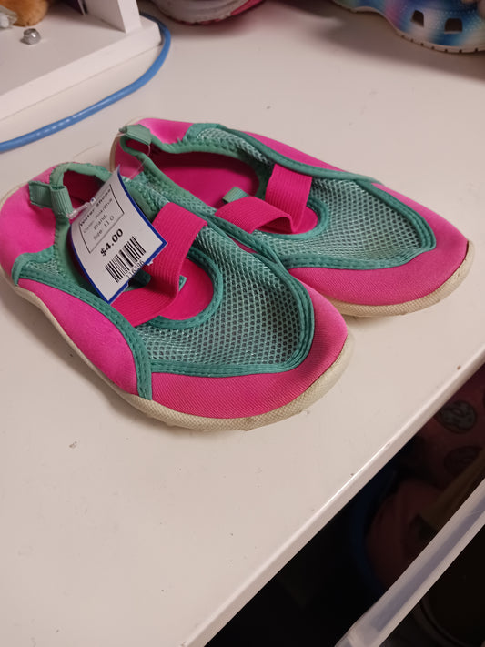 Pink/Blue  Water Shoes, 11 G