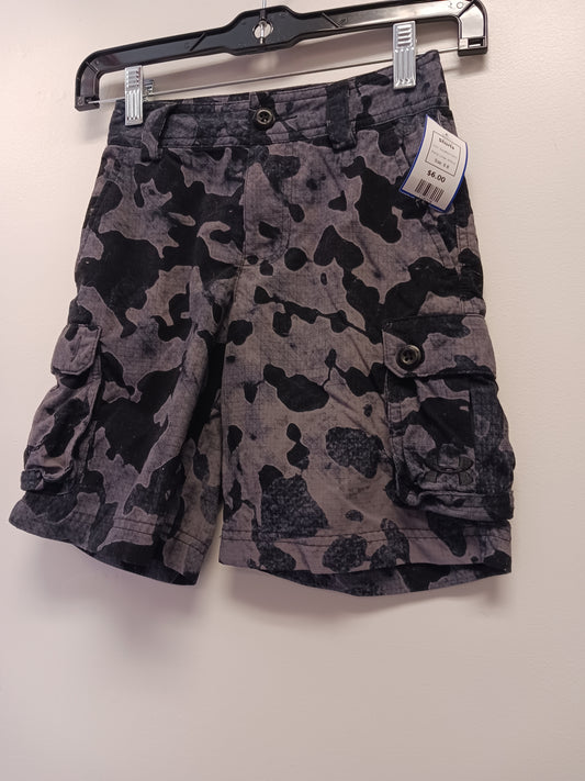 Grey/Black Camo Under Armour Shorts, 6 B