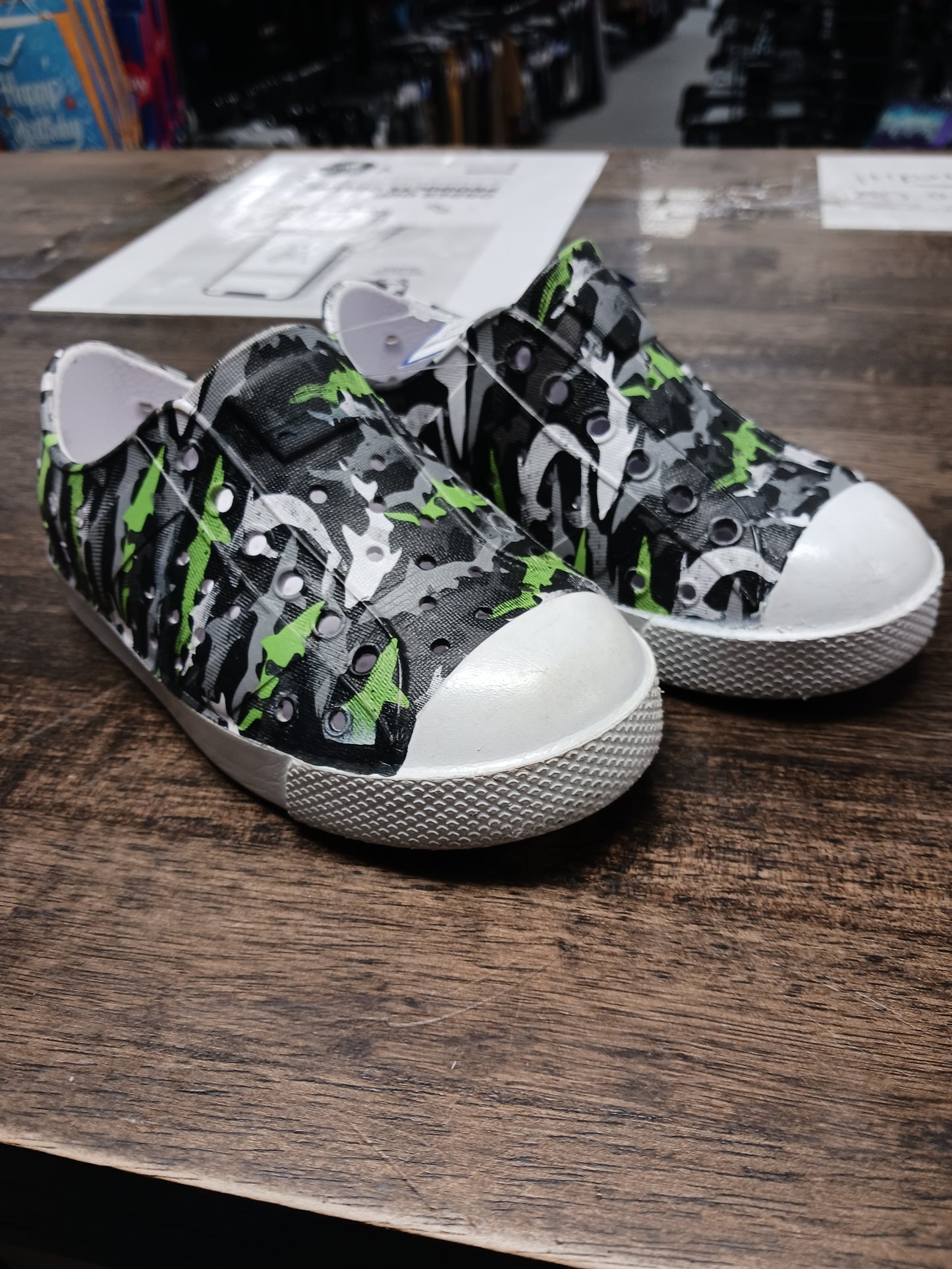 Grey/White/Green Camo DSG Rubber Shoes, 8 B