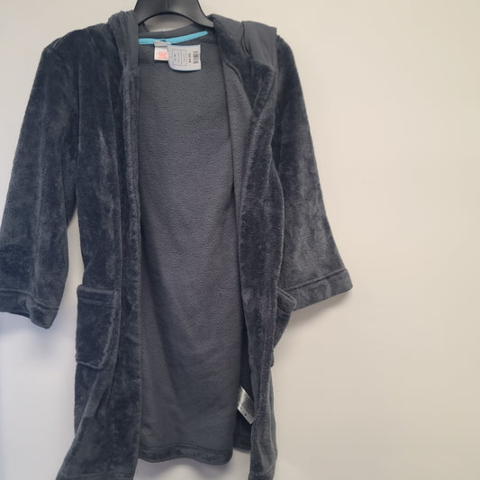 Grey Cat & Jack Robe, 8 B