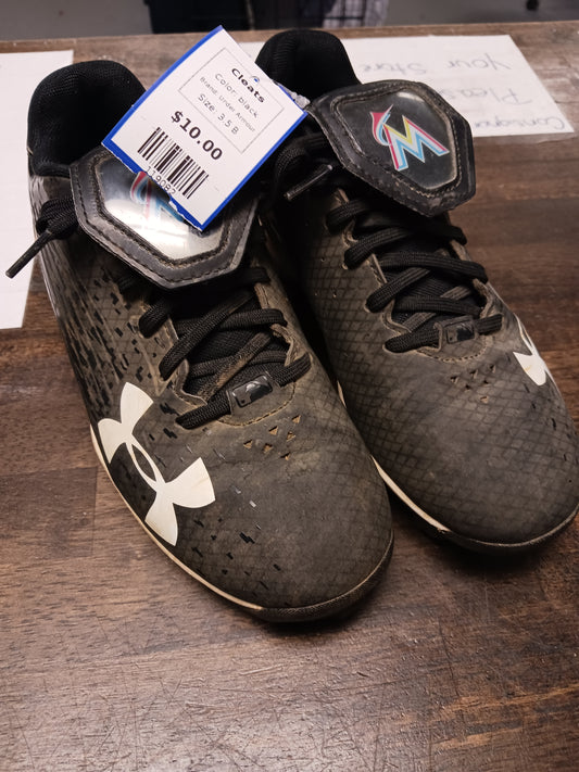 black Under Armour Cleats, 3.5 B