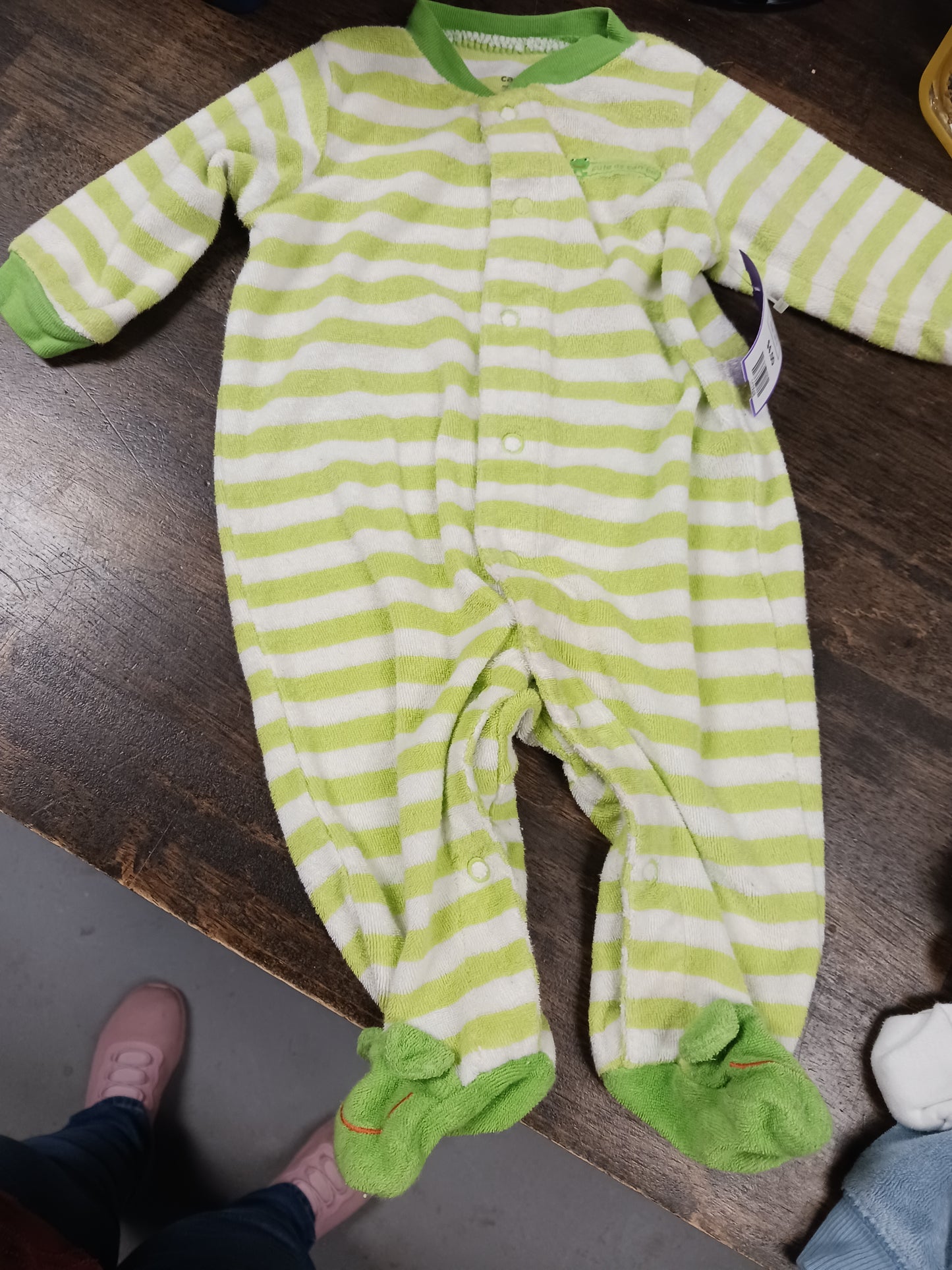 green Carters Frog Sleeper, 3M B