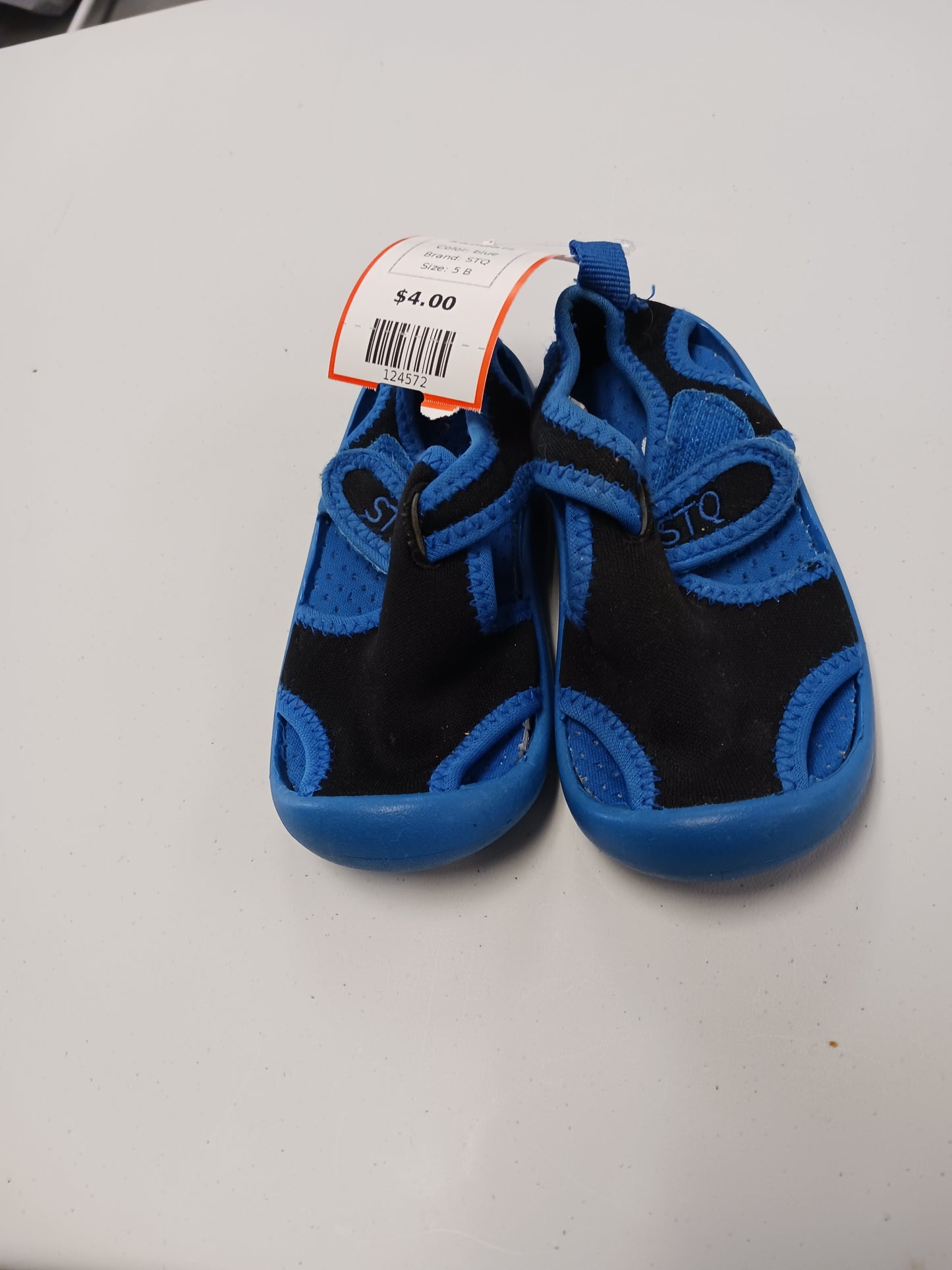 blue STQ Sandals, 5 B