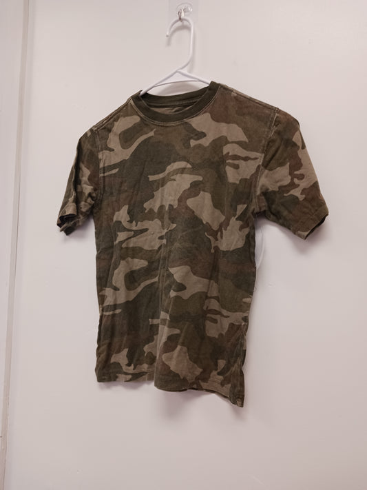 green Faded Glory Camo Tshirt, 8 B