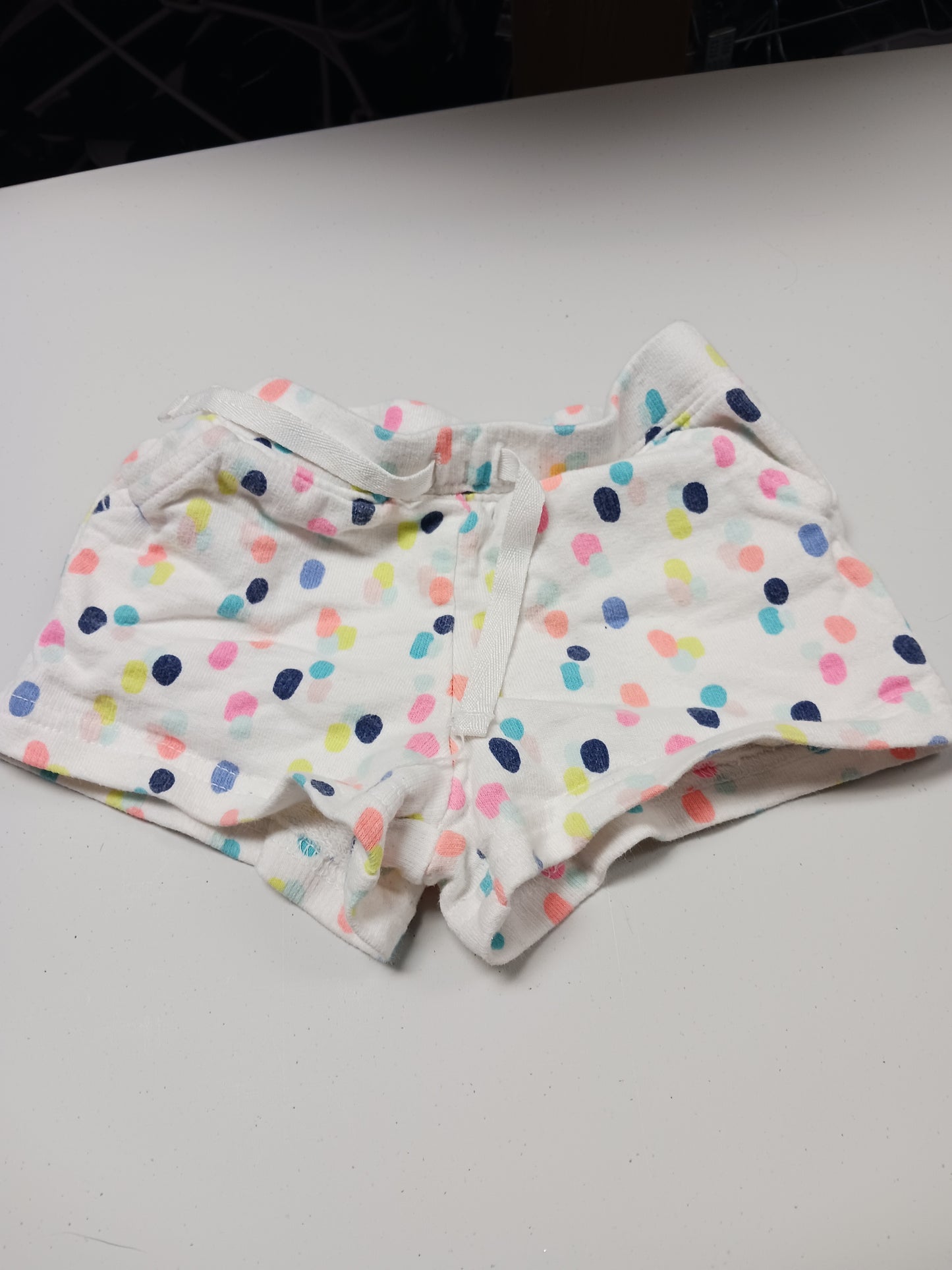 white Carters Poka Dot Shorts, 6M G