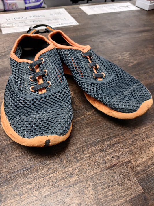 orange/black Aleader Water Shoes, 3T B