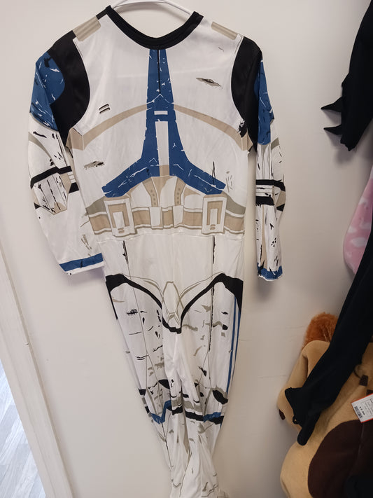 white  Clone Trooper, 12-14 B