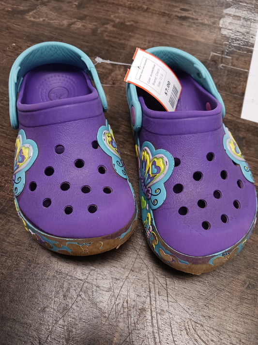 purple/blue Crocs Rubber Shoes with Butterflys, 11 G