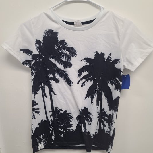 White/Black  Beach Shirt, 8 B