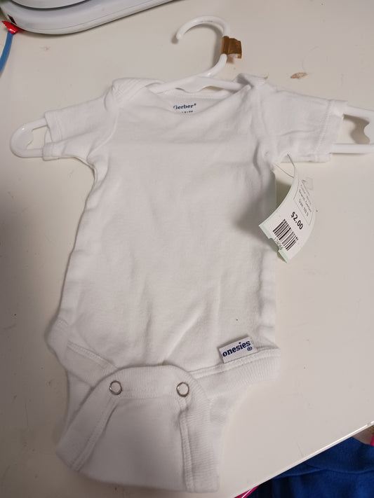 White Gerber onesie, NB B