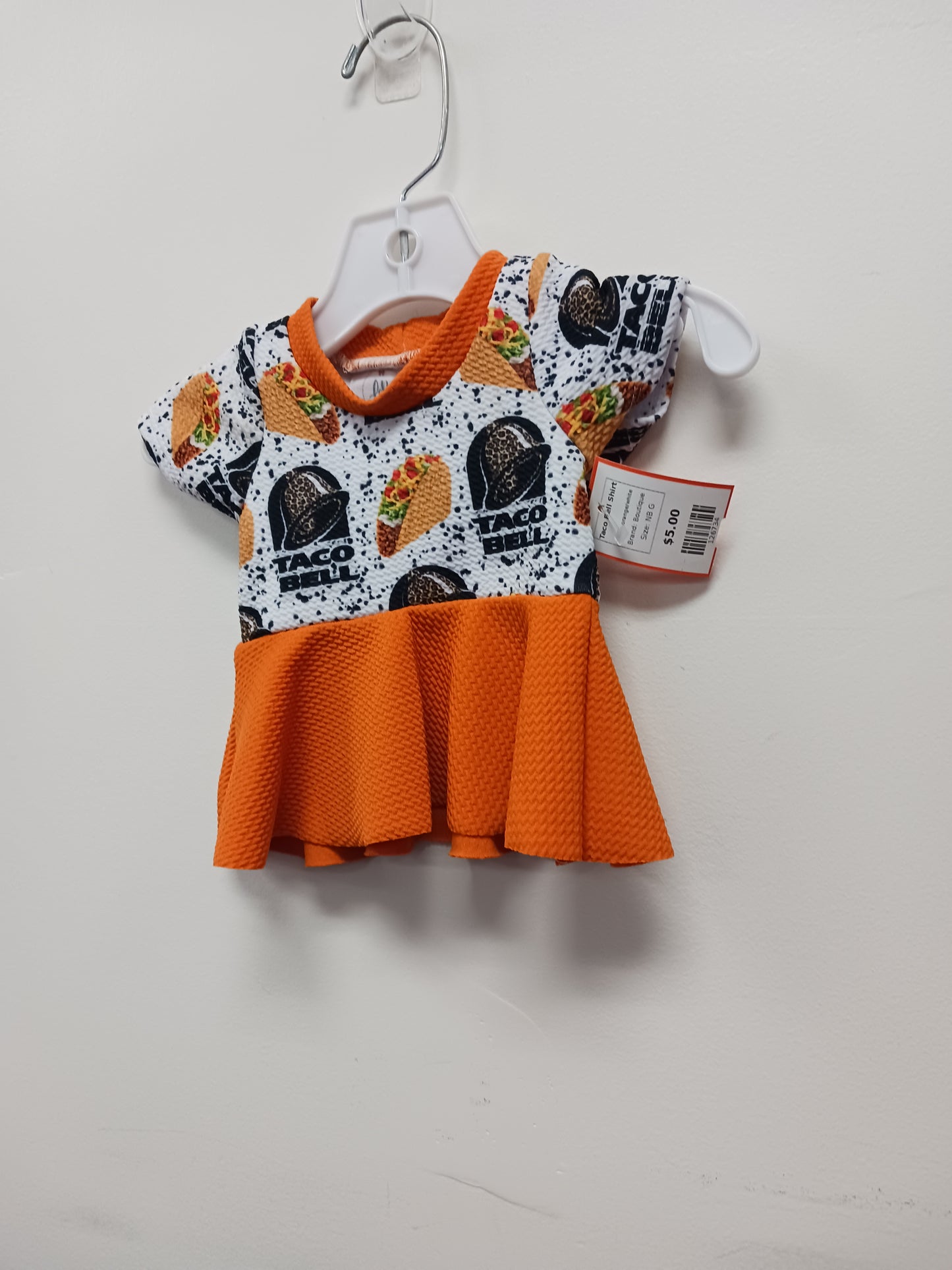 orange/white Boutique Taco Bell Shirt, NB G