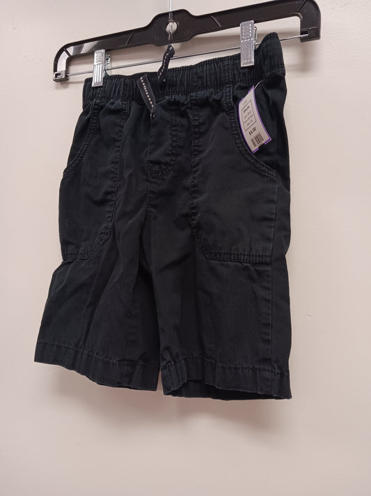 Black Old Navy Shorts, 6 B