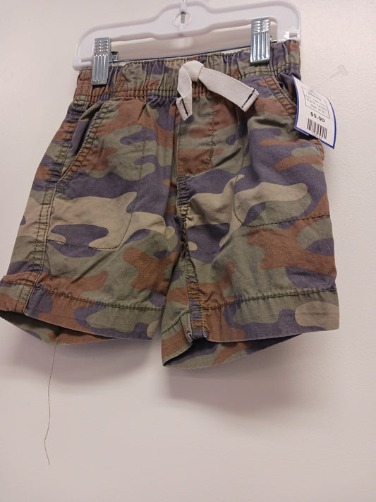Green Camo Carters Shorts, 2T B