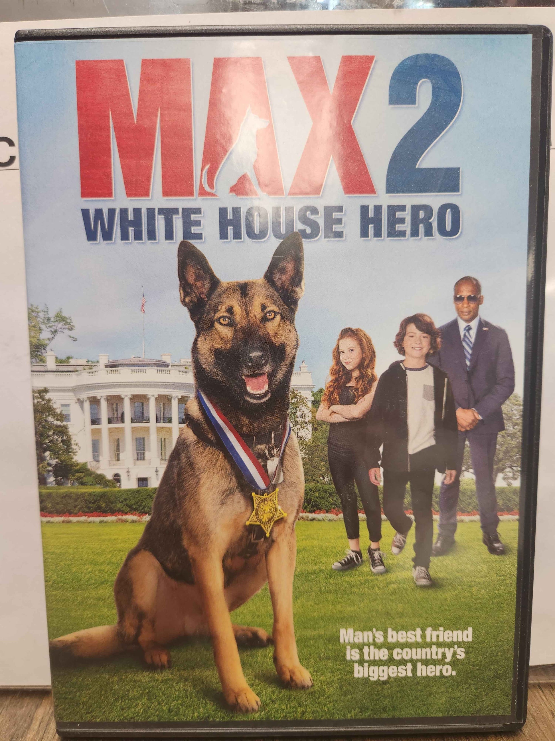Max 2 White House Hero DVD
