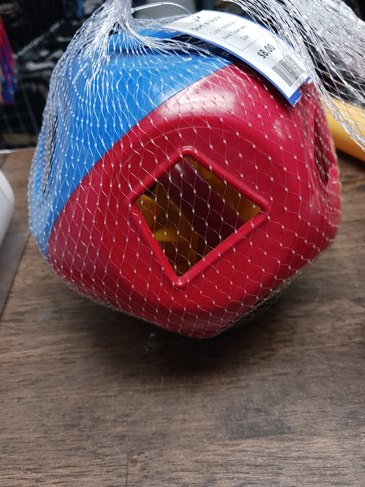 red/blue Tupperware Sort a block