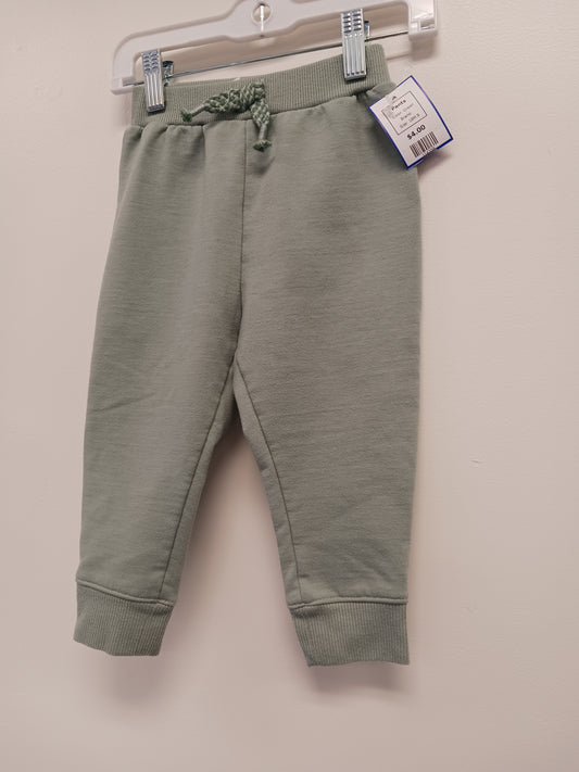 Green  Pants, 18M B