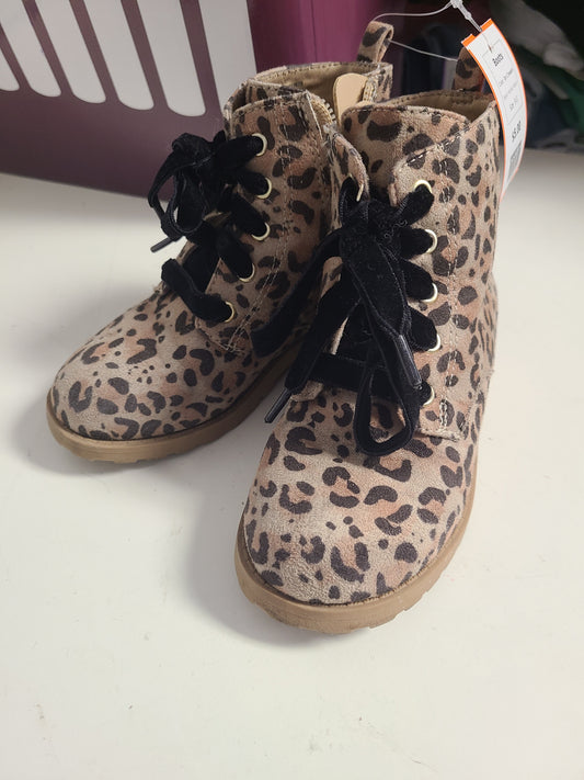 Tan Cheetah Wonder Nation Boots, 9 G