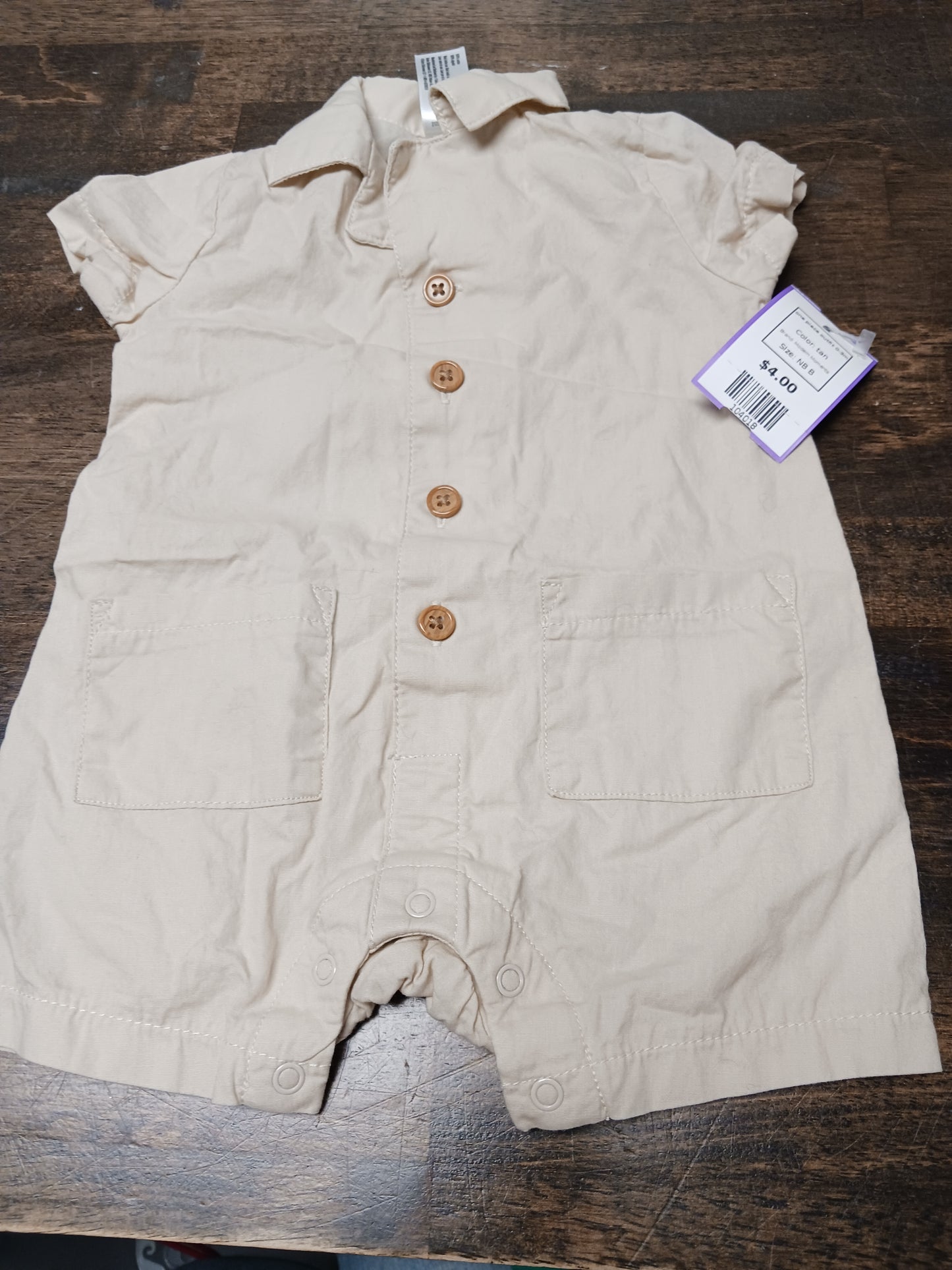 tan Modern Moments one piece outfit 0-3m, NB B