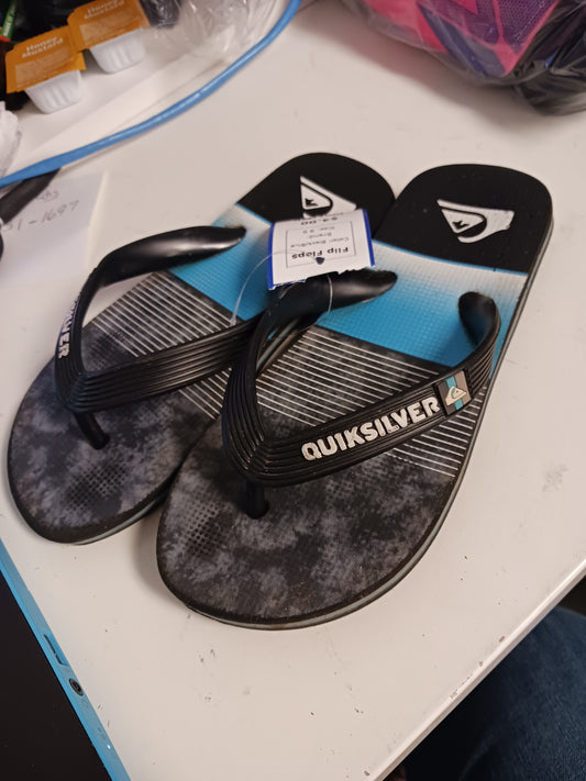 Black/Blue  Flip Flops, 9 B