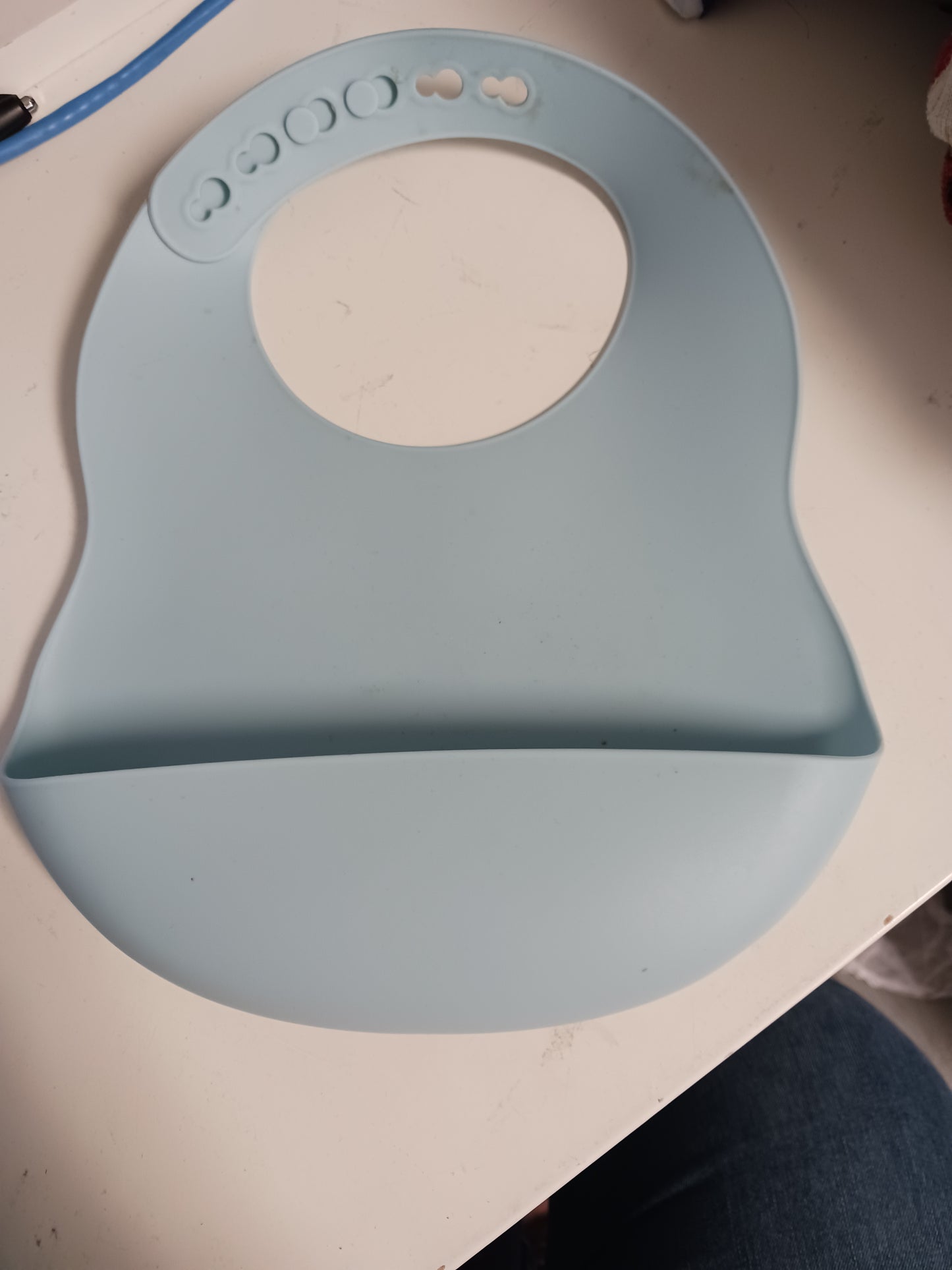blue Bizzu Silicone Bib