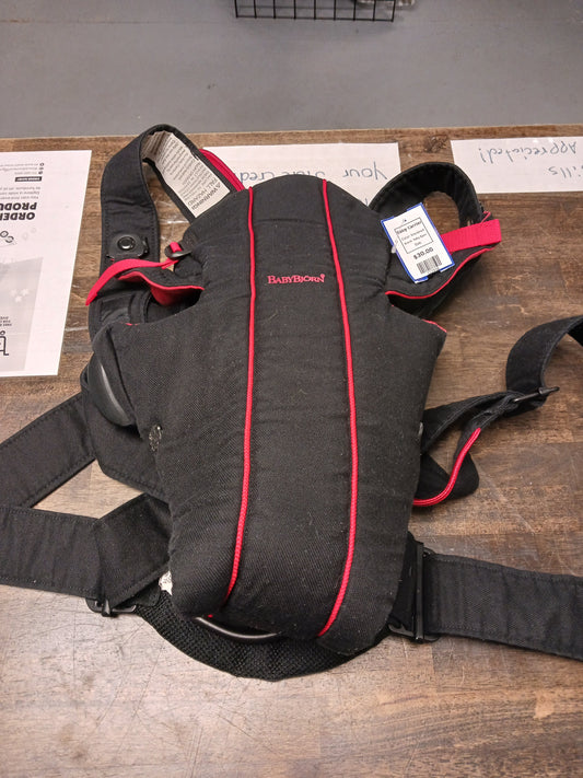 black/red Baby Bjorn Baby Carrier