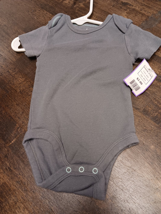 grey Cloud Island onesie 3-6m, 3M B