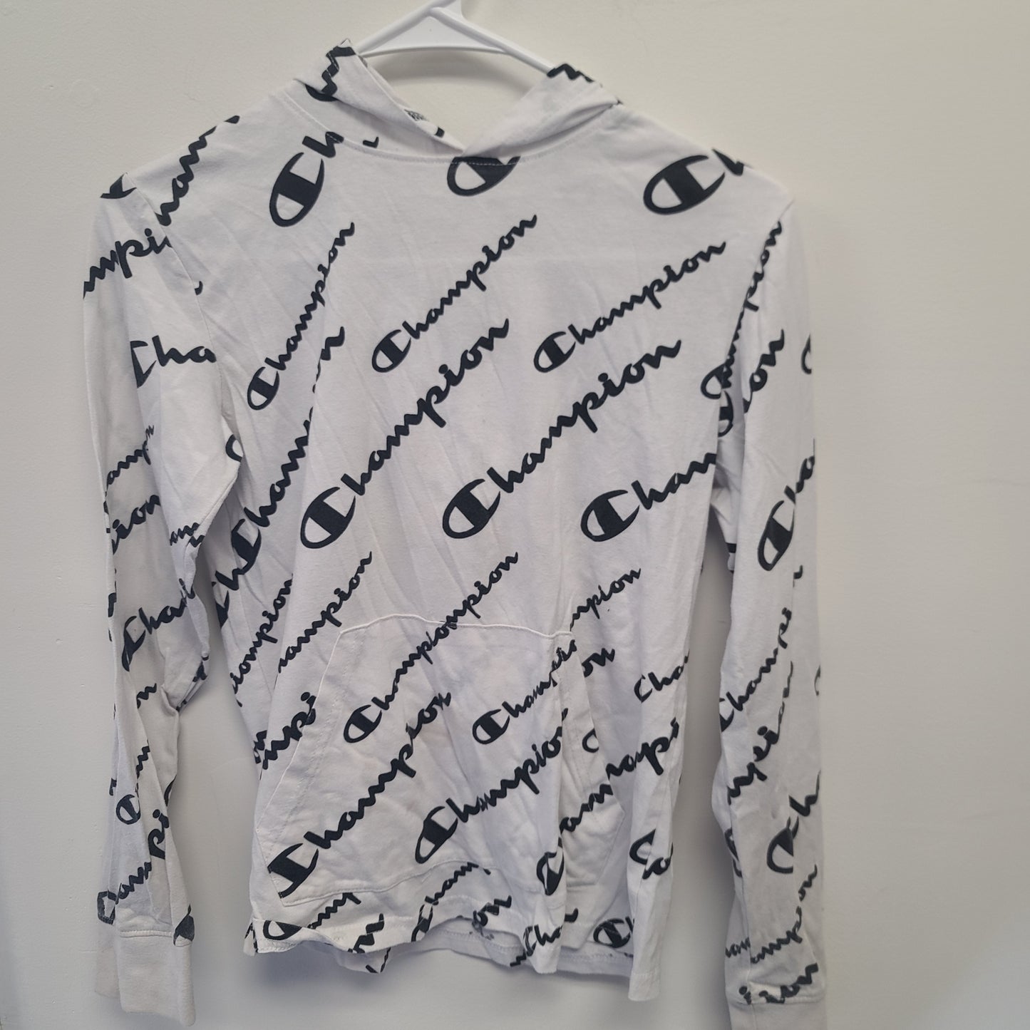 White Champion Long sleeve hooded, 10 B