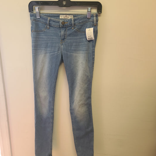 Blue Hollister Jeans, Junior 1