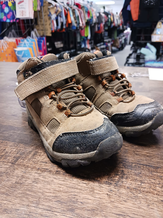 Brown Ozark Trail Hiking Boots, 11 B