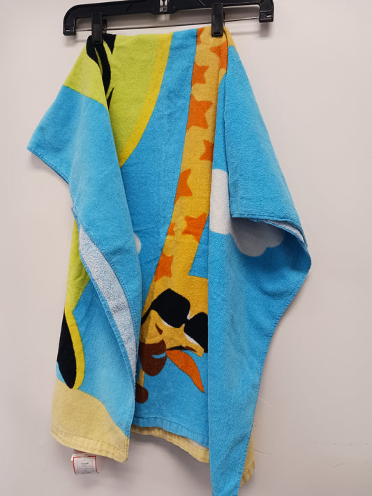 Blue/Yellow Giraffe Sizzlin Cool Towel