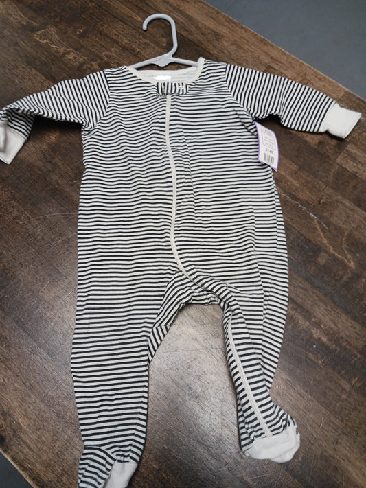 white Gerber Striped Sleeper 3-6m, 3M B