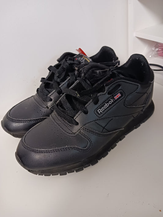 black Reebok Sneakers, 2 B