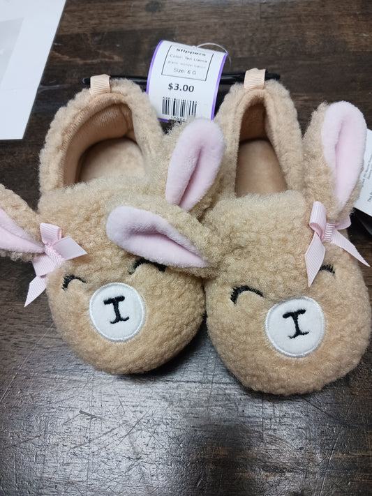 Tan Llama Wonder Nation Slippers, 6 G