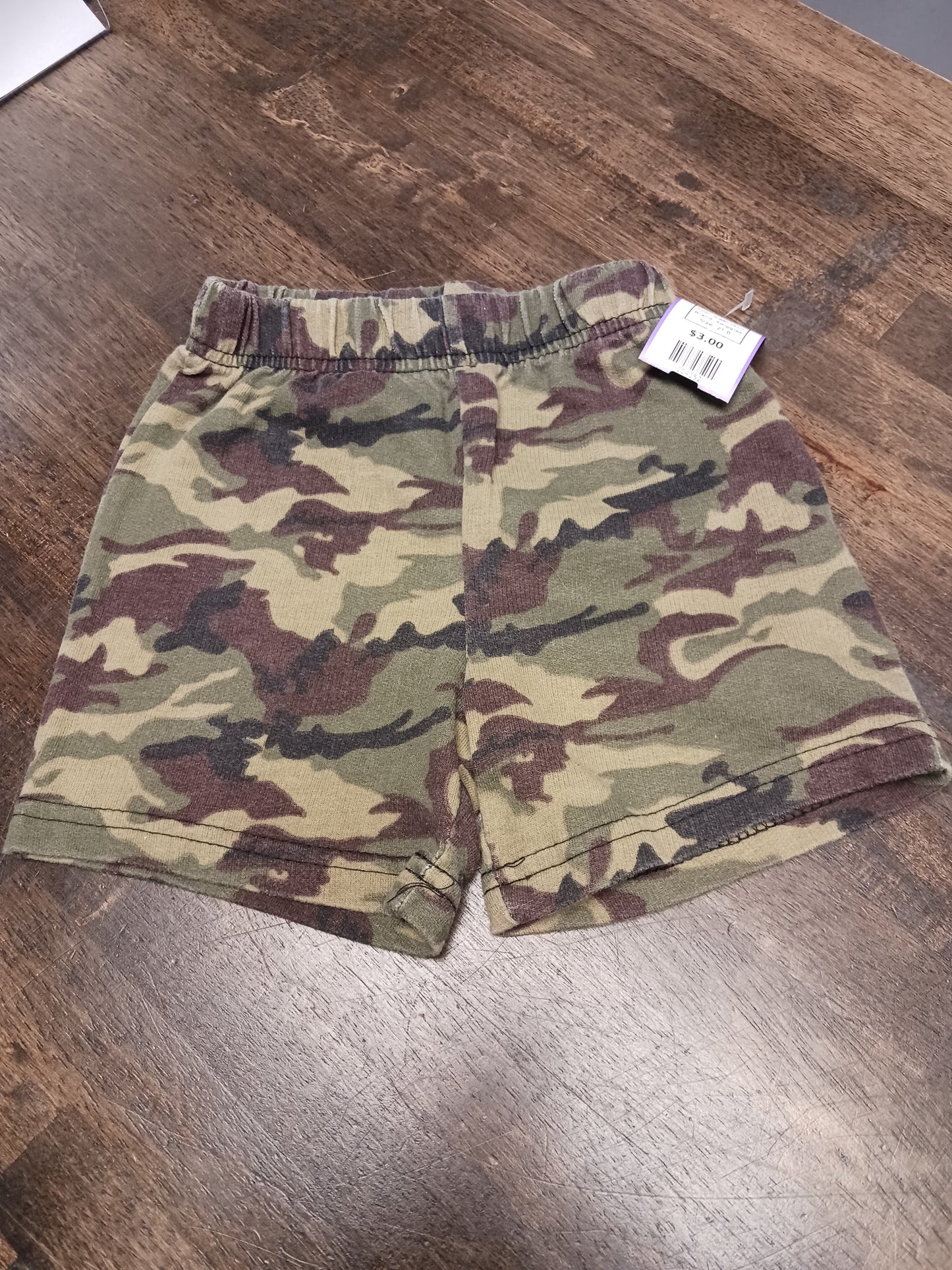 Green Camo Swiggles Shorts, 2T B